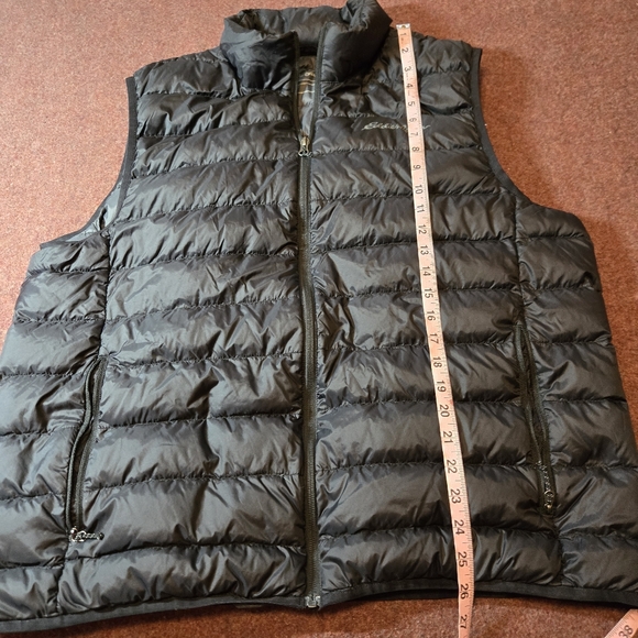 Eddie Bauer Men's EB650 Black Puffer Vest In XL Excellent Condition - Picture 5 of 8